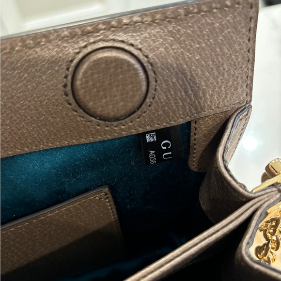 Gucci - Picture 6 of 7